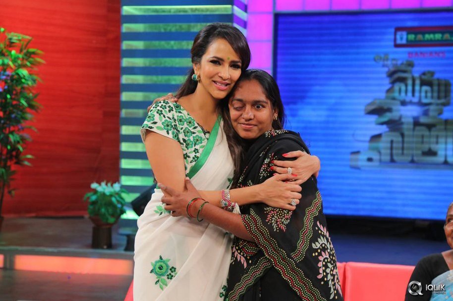Memu-Saitham-TV-Show-Photos